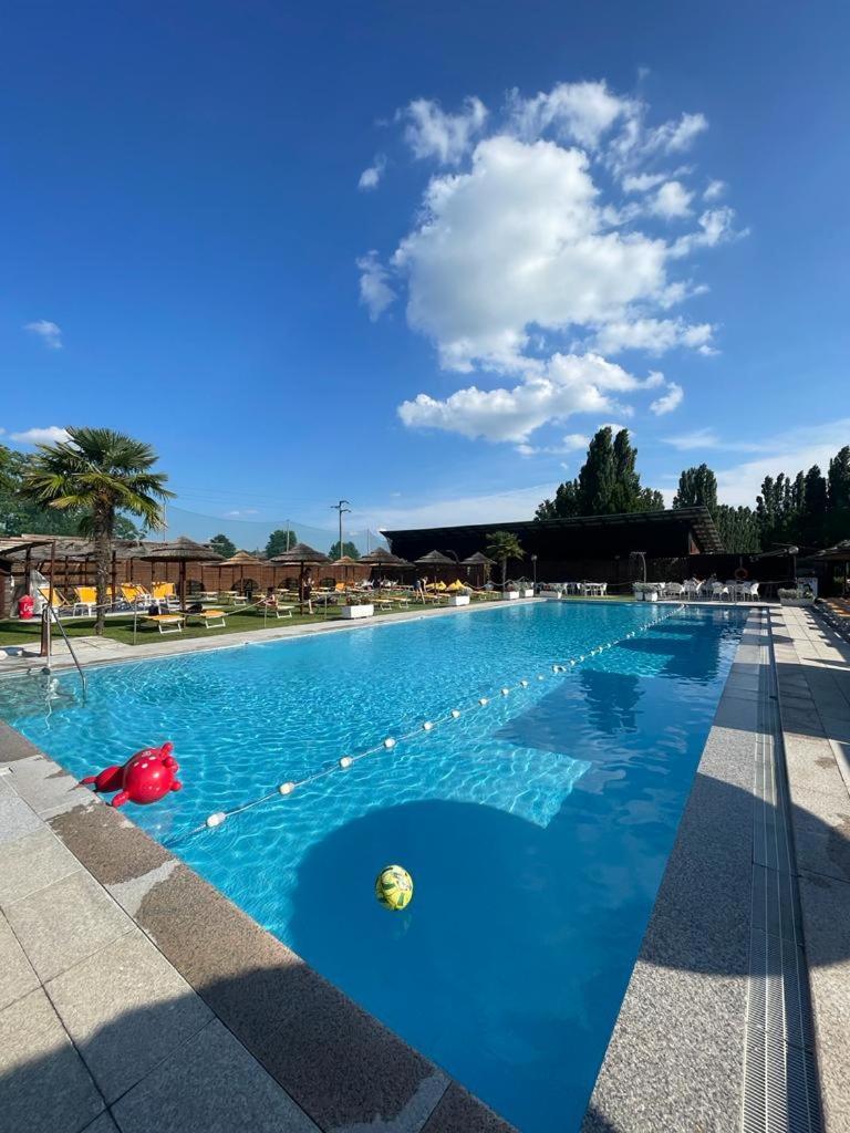 Hotel Tenuta Santo Stefano Campagnola Emilia Buitenkant foto